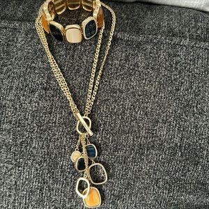 Ladies necklace and bracelet set worn a few times